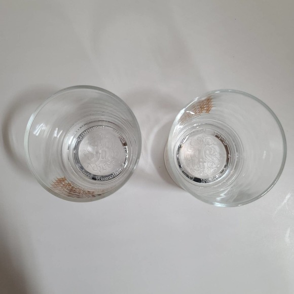 2 Saint Brendan's Irish Cream glasses - Picture 6 of 7